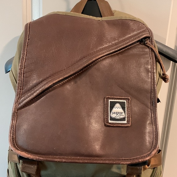 atom sling bag 8l patagonia Patagonia Atom Sling Bag 8L  The Huntress Swag Vault